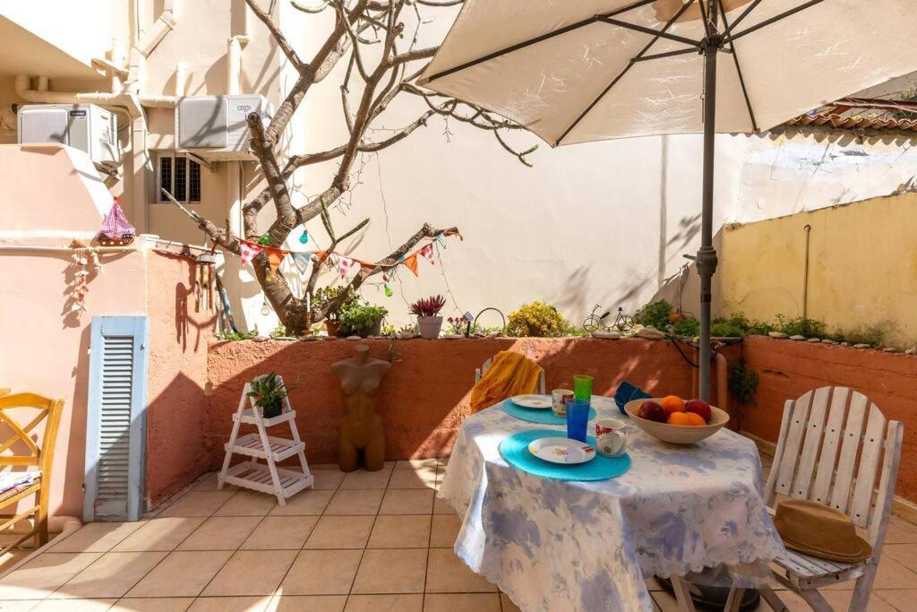 Backyard Art Studio Chrissi Akti Chania Exterior foto